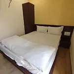 Hotel Raj Inn